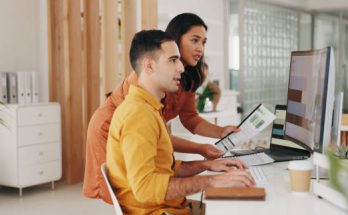 Pour construire des pages de vente Lyon efficaces, l’accroche constitue le premier levier stratégique. En effet, dès les premières secondes,